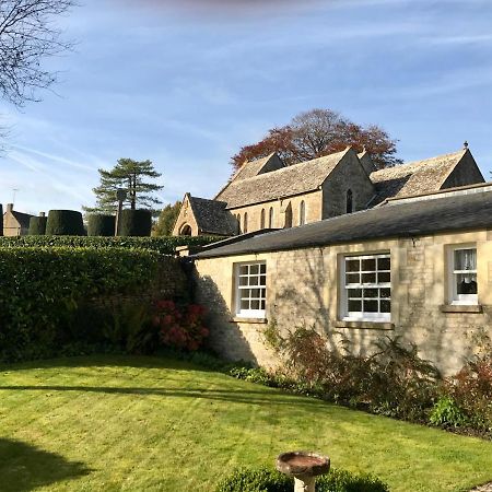 סירנססטר The Old Post Office Studio Apartment In A Beautiful Cotswold Village מראה חיצוני תמונה